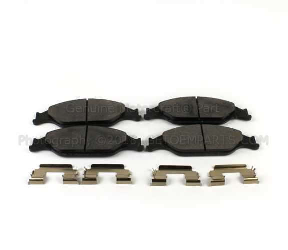 YU2Z2V001DA - : Brake Pads Front for Ford: Mustang Image