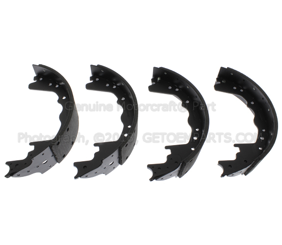 LU2Z2V200D - : Pad - Brake for Ford: E-250, E-250 Econoline, E-250 Econoline Club Wagon, E-350 Econoline, E-350 Econoline Club Wagon, E-350 Super Duty, F-250, F-250 HD, F-350 Image