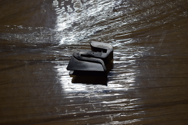 62228-ZL00A - Radiator Support Clip - 2009-2015 Nissan