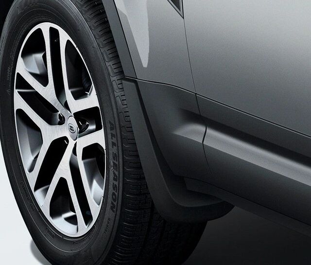VPLEP0505 - Exterior: Rear Mudflaps - Defender 130 for Land-Rover Image