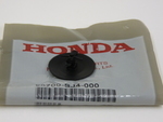 90700SJ4000 - Body: Insulator Clip for Acura: CL, Integra, Legend, MDX, TL, ZDX Image