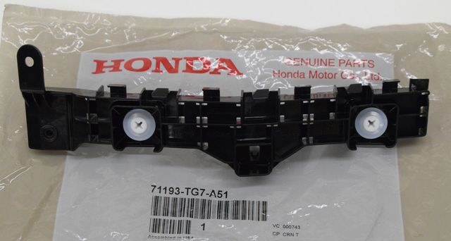 71193-TG7-A51 - 2019-2022 Honda Pilot - Spacer R Front Bumper Side