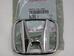 75701T3LA02 - Body: Deck Lid Emblem for Honda: Accord Image