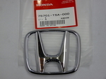 75701T5A000 - Body: Emblem for Honda: CR-V, Fit, HR-V Image
