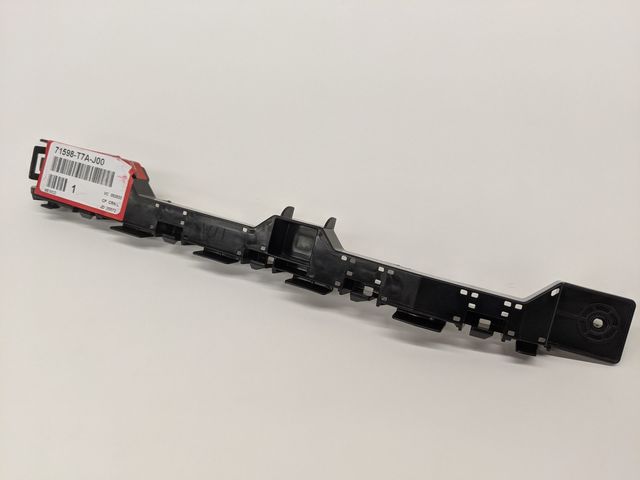 71598-T7A-J00 - 2019-2022 Honda HR-V - Spacer L Rear Bumper Side
