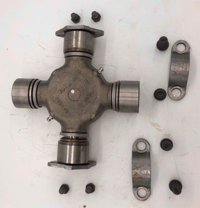 85126391 - VOLVO 85126391 - UNIVERSAL JOINT | Truck Part Center