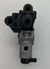 VOLVO 8074524 - CONTROL VALVE 8074524 | Truck Part Center