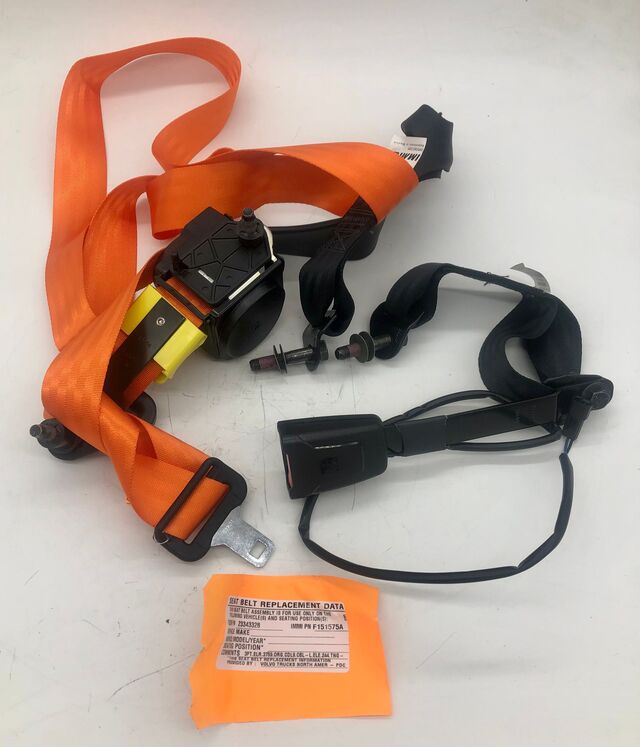 23343328 - : VOLVO 23343328 - SEAT BELT for Volvo Image