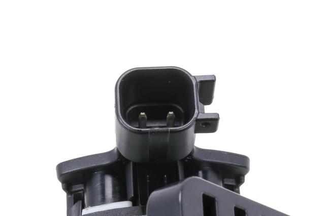 39088255 - : Horn for GM Image