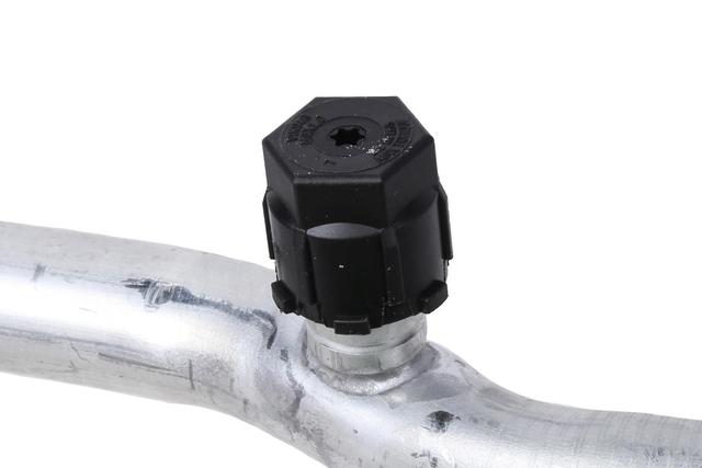 85104115 - : Suction Hose for Chevrolet: Silverado 1500, Silverado 1500 LTD | GMC: Sierra 1500, Sierra 1500 Limited Image