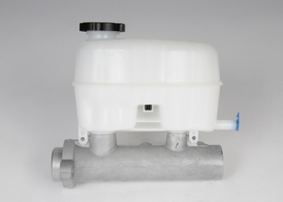 19209199 - Brakes: Master Cylinder for Cadillac: Escalade, Escalade ESV, Escalade EXT | Chevrolet: Avalanche 1500, Avalanche 2500, Silverado 1500, Silverado 1500 HD, Silverado 2500, Silverado 2500 HD, Silverado 3500, Suburban 1500, Suburban 2500, Tahoe | GMC: Sierra 1500, Sierra 1500 HD, Sierra 2500, Sierra 2500 HD, Sierra 3500, Yukon, Yukon XL 1500, Yukon XL 2500 Image