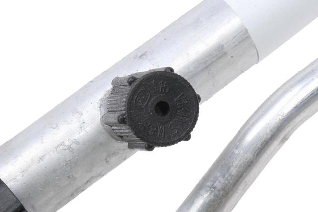 84429958 - : Air Conditioning Evaporator Hose for Cadillac: XTS Image