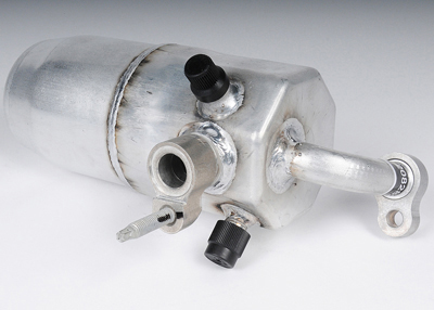 20828234 - HVAC: Accumulator for Cadillac: Escalade, Escalade ESV, Escalade EXT | Chevrolet: Avalanche, Avalanche 1500, Avalanche 2500, Silverado 1500, Silverado 1500 Classic, Silverado 1500 HD, Silverado 1500 HD Classic, Silverado 2500 HD, Silverado 2500 HD Classic, Silverado 3500, Silverado 3500 Classic, Silverado 3500 HD, Suburban 1500, Suburban 2500, Tahoe | GMC: Sierra 1500, Sierra 1500 Classic, Sierra 1500 HD, Sierra 1500 HD Classic, Sierra 2500 HD, Sierra 2500 HD Classic, Sierra 3500, Sierra 3500 Classic, Sierra 3500 HD, Yukon, Yukon XL 1500, Yukon XL 2500 Image