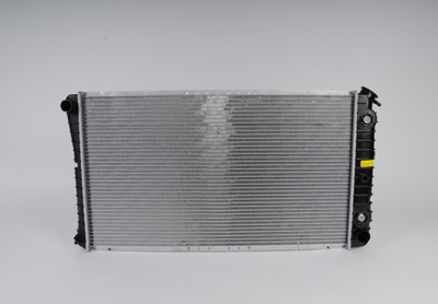 52468359 - Cooling System: Radiator for Buick: Park Avenue | Oldsmobile: 88, 98, LSS, Regency | Pontiac: Bonneville Image