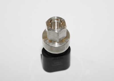 13500744 - : Fuel Tank Pressure Sensor for GM Image