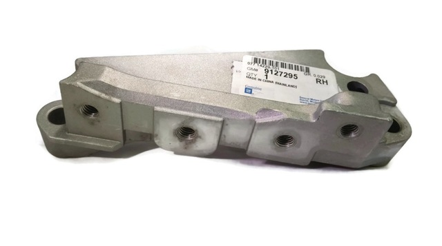 9127295 - Engine: Bracket for Saturn: L100, L200, L300, LS, LS1, LW1, LW200 Image