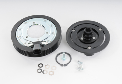 21018760 - HVAC: Clutch for Saturn: L100, L200, L300, LS, LS1, LW1, LW200 Image