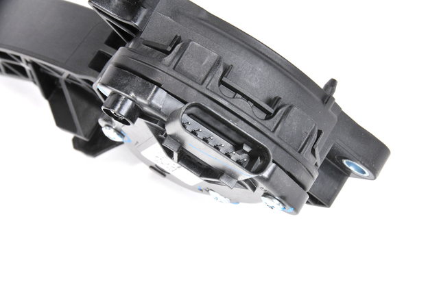 22995238 - : Accelerator Pedal for GM Image