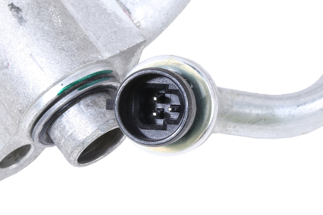 42614228 - : Air Conditioning Manifold Hose Assembly for Chevrolet: Cruze Image