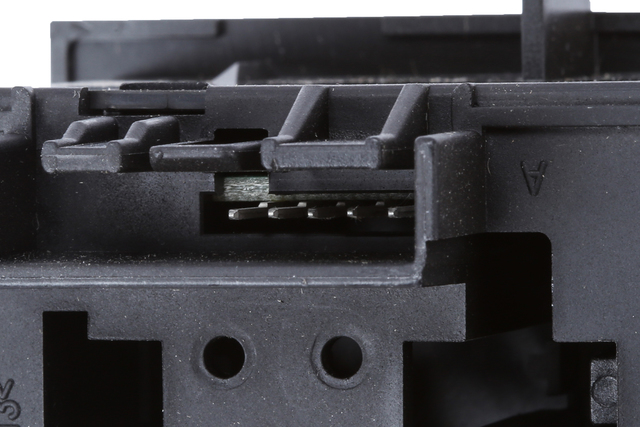 15143157 - Body: Switch for Cadillac: Escalade, Escalade ESV | Chevrolet: Suburban 1500, Suburban 2500, Tahoe | GMC: Yukon, Yukon XL 1500, Yukon XL 2500 Image