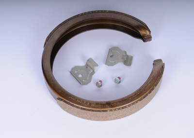 15817020 - Brakes: Shoes for Cadillac: Escalade, Escalade ESV, Escalade EXT | Chevrolet: Avalanche, Silverado 1500, Suburban 1500, Suburban 2500, Tahoe | GMC: Sierra 1500, Yukon, Yukon XL 1500, Yukon XL 2500 Image