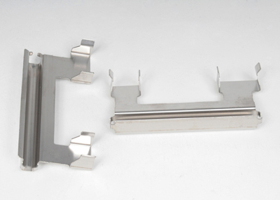 18040096 - Brakes: Disc Brake Anti-Rattle Clip for Cadillac: DeVille, DTS | Chevrolet: Avalanche 2500, Express 2500, Express 3500, Silverado 1500 HD, Silverado 1500 HD Classic, Silverado 2500, Silverado 2500 HD, Silverado 2500 HD Classic, Silverado 3500, Silverado 3500 Classic, Suburban 2500 | GMC: Savana 2500, Savana 3500, Sierra 1500 HD, Sierra 1500 HD Classic, Sierra 2500, Sierra 2500 HD, Sierra 2500 HD Classic, Sierra 3500, Sierra 3500 Classic, Yukon XL 2500 | Hummer: H2 Image