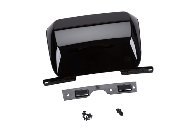 19172860 - Towing: Trailer Hitch Receiver Cover for Chevrolet: Suburban 1500, Suburban 2500, Tahoe | GMC: Yukon, Yukon XL 1500, Yukon XL 2500 Image