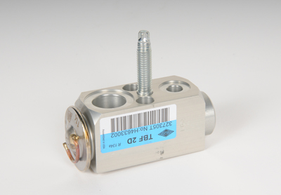 22804122 - HVAC: Expansion Valve for Buick: Enclave | Chevrolet: Traverse | GMC: Acadia, Acadia Limited | Saturn: Outlook Image