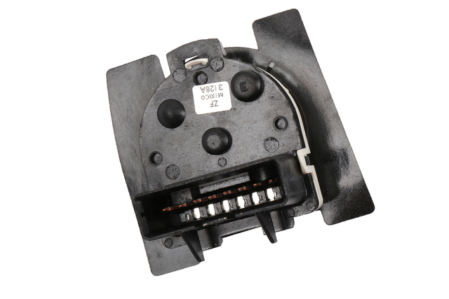 15009690 - Electrical: Mirror Switch for Cadillac: Escalade | Chevrolet: Astro, Blazer, C1500, C2500, C3500, C3500HD, K1500 Pickup, K2500 Pickup, K3500 Pickup, S10, Suburban C1500, Suburban C2500, Suburban K1500, Suburban K2500, Tahoe | GMC: C1500 Pickup, C2500 Pickup, C3500 Pickup, C3500HD, Jimmy, K1500 Pickup, K2500 Pickup, K3500 Pickup, Safari, Sonoma, Suburban C1500, Suburban C2500, Suburban K1500, Suburban K2500, Yukon | Oldsmobile: Bravada Image