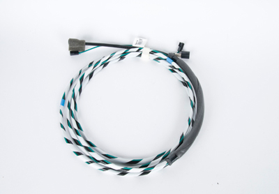 15289725 - Electrical: Antenna Cable for Cadillac: Escalade, Escalade ESV | Chevrolet: Suburban 1500, Suburban 2500, Tahoe | GMC: Yukon, Yukon XL 1500, Yukon XL 2500 Image