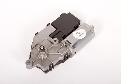 15224754 - Body: Sunroof Motor for Cadillac: Escalade, Escalade ESV, Escalade EXT | Chevrolet: Avalanche 1500, Avalanche 2500, Silverado 1500, Silverado 1500 Classic, Silverado 1500 HD, Silverado 1500 HD Classic, Silverado 2500 HD, Silverado 2500 HD Classic, Silverado 3500, Silverado 3500 Classic, Suburban 1500, Suburban 2500, Tahoe | GMC: Sierra 1500, Sierra 1500 Classic, Sierra 1500 HD, Sierra 1500 HD Classic, Sierra 2500 HD, Sierra 2500 HD Classic, Sierra 3500, Sierra 3500 Classic, Yukon, Yukon XL 1500, Yukon XL 2500 Image