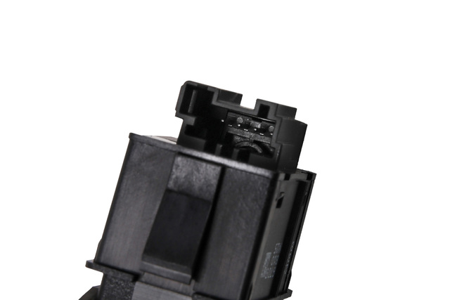 22886705 - Body: Sunroof Switch for Buick: Envision, Regal | Chevrolet: Camaro, Cruze Image