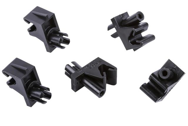 90304543 - : Multi-Purpose Clip for GM Image