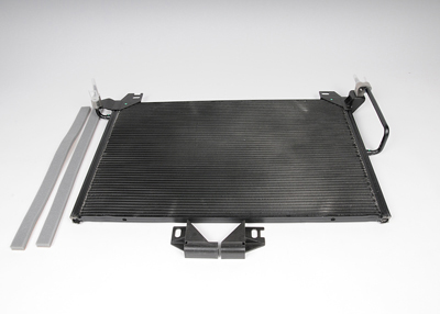 89019255 - HVAC: Condenser for Buick: Rainier | Chevrolet: Trailblazer, Trailblazer EXT | GMC: Envoy, Envoy XL, Envoy XUV | Oldsmobile: Bravada Image
