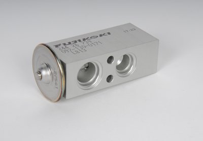 24426739 - HVAC: Expansion Valve for Saturn: L100, L200, L300, LS, LS1, LS2, LW1, LW2, LW200, LW300 Image
