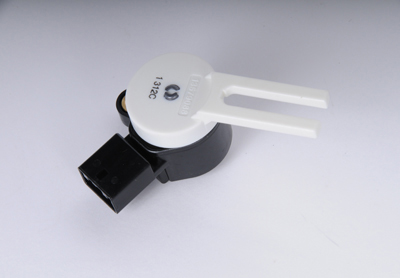 13579088 - : Brake Pedal Position Sensor for Buick: LaCrosse, Regal | Cadillac: SRX | Chevrolet: Camaro, Caprice, Captiva Sport, Express 1500, Express 2500, Express 3500, Express 4500 | GMC: Savana 1500, Savana 2500, Savana 3500, Savana 4500 Image