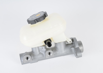 18029862 - Electrical: Master Cylinder for Chevrolet: Malibu | Oldsmobile: Alero, Cutlass, Cutlass Supreme | Pontiac: Grand Am Image
