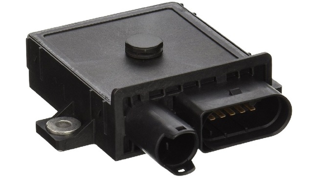 97379635 - Ignition: Diesel Glow Plug Controller for Chevrolet: Silverado 2500 HD, Silverado 3500 | GMC: Sierra 2500 HD, Sierra 3500 Image