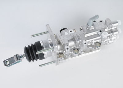 15240721 - Body: Master Cylinder for Hummer: H3, H3T Image