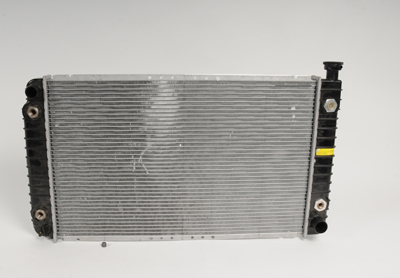 52491623 - Cooling System: Radiator for Chevrolet: Blazer, C1500, C2500, C3500, C3500HD, K1500 Pickup, K2500 Pickup, K3500 Pickup, Suburban C1500, Suburban C2500, Suburban K1500, Suburban K2500, Tahoe | GMC: C1500 Pickup, C2500 Pickup, C3500 Pickup, C3500HD, K1500 Pickup, K2500 Pickup, K3500 Pickup, Suburban C1500, Suburban C2500, Suburban K1500, Suburban K2500, Yukon Image