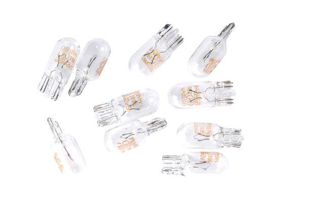 93190471 - : Multi-Purpose Light Bulb for Buick: Cascada, Regal | Chevrolet: Cruze Image