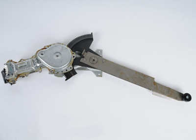 10290932 - Body: Regulator for Chevrolet: Lumina APV | Oldsmobile: Silhouette | Pontiac: Trans Sport Image