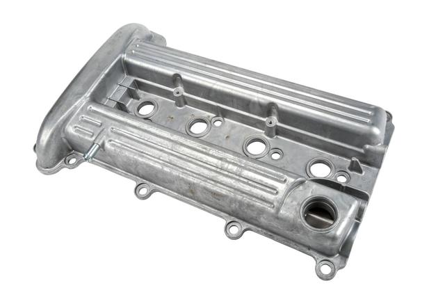 24426069 - Engine: Valve Cover for Chevrolet: Cavalier, Classic, Cobalt, HHR, Malibu | Oldsmobile: Alero | Pontiac: Grand Am, Sunfire | Saturn: Ion, L100, L200, L300, LS, LS1, LW1, LW200, Vue Image