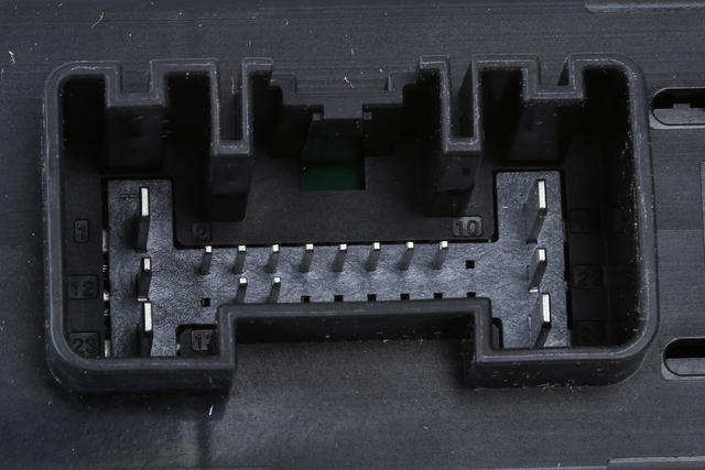 84513462 - : F (S)Switch for GM Image