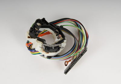 1995967 - Steering: Signal Switch for Buick: Electra, LeSabre, Park Avenue, Reatta, Riviera | Cadillac: 60 Special, DeVille, Eldorado, Fleetwood, Seville | Oldsmobile: 88, 98, LSS, Regency, Toronado | Pontiac: Bonneville Image