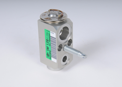 25994366 - HVAC: Expansion Valve for Cadillac: Escalade, Escalade ESV | Chevrolet: Suburban 1500, Suburban 2500, Tahoe | GMC: Yukon, Yukon XL 1500, Yukon XL 2500 Image