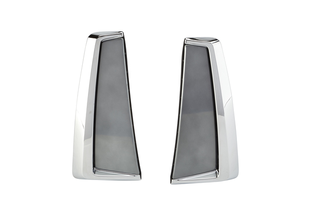 22844649 - Exterior: Side Air Vent - Chrome with Lamp Kit for GM Image