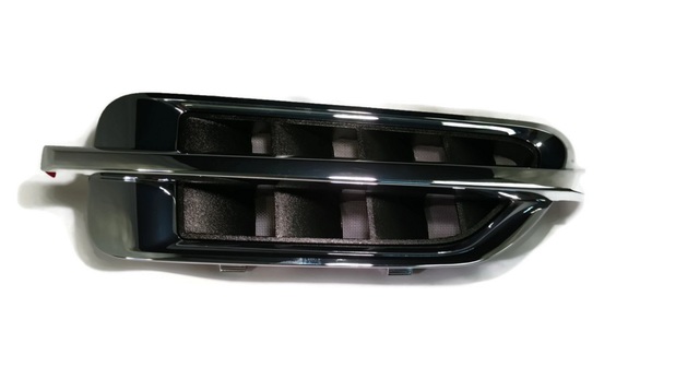 22761801 - Accessories: Fender Insert Emblem for Cadillac: Escalade, Escalade ESV, Escalade EXT | Chevrolet: Suburban 1500, Suburban 2500 | GMC: Yukon XL 1500, Yukon XL 2500 Image