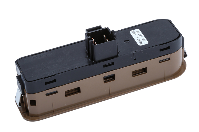 90363749 - Body: Switch Assembly for Saturn: L100, L200, L300, LS, LS1, LS2, LW1, LW2, LW200, LW300 Image