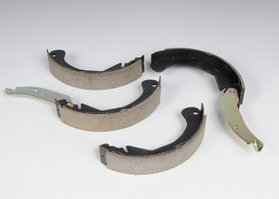 19256491 - Brakes: Brake Shoes for Chevrolet: Cobalt, HHR | Pontiac: G5 | Saturn: Ion Image